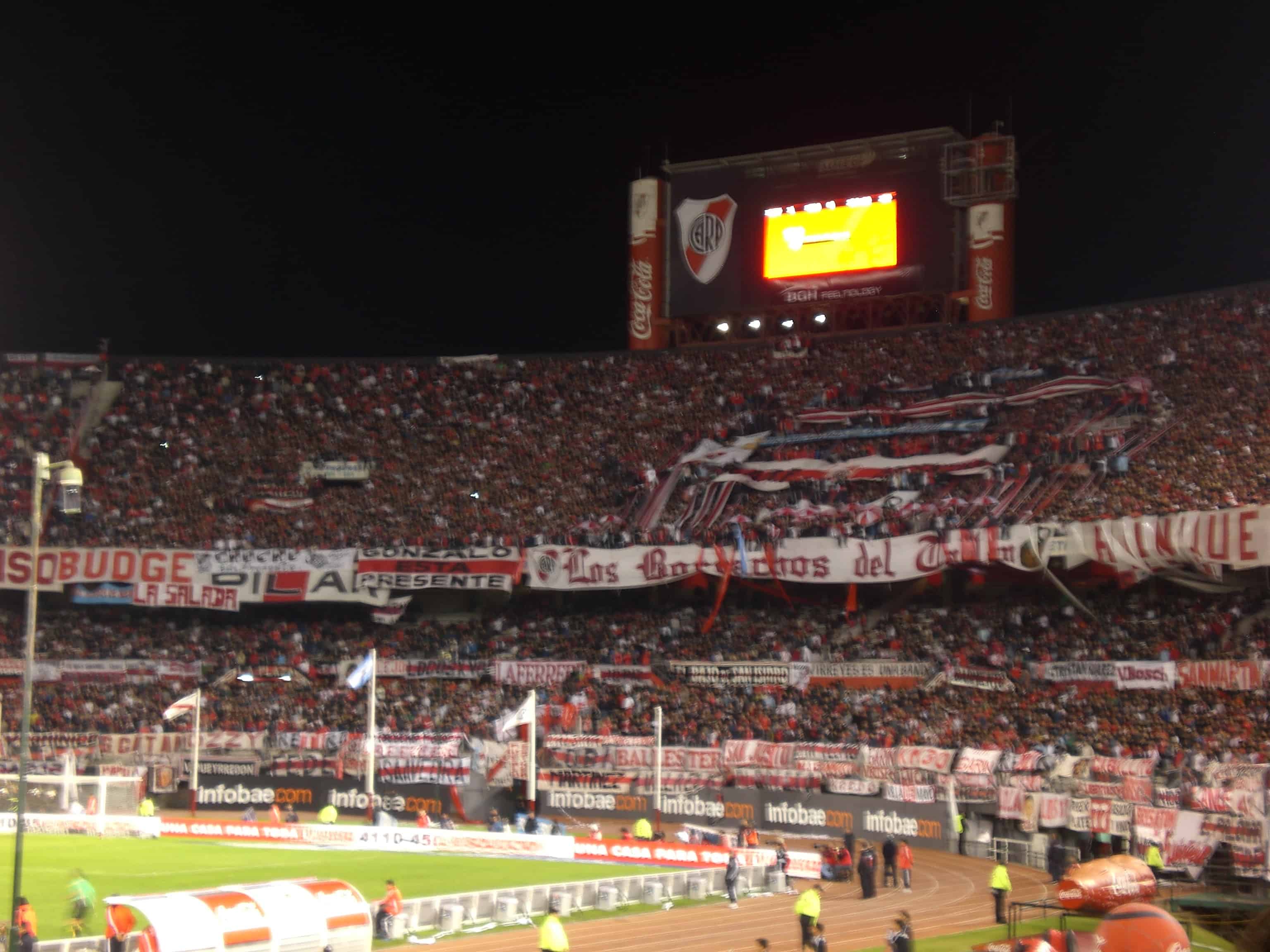 Fans at the Estadio Monumental Antonio Vespucio Liberti.