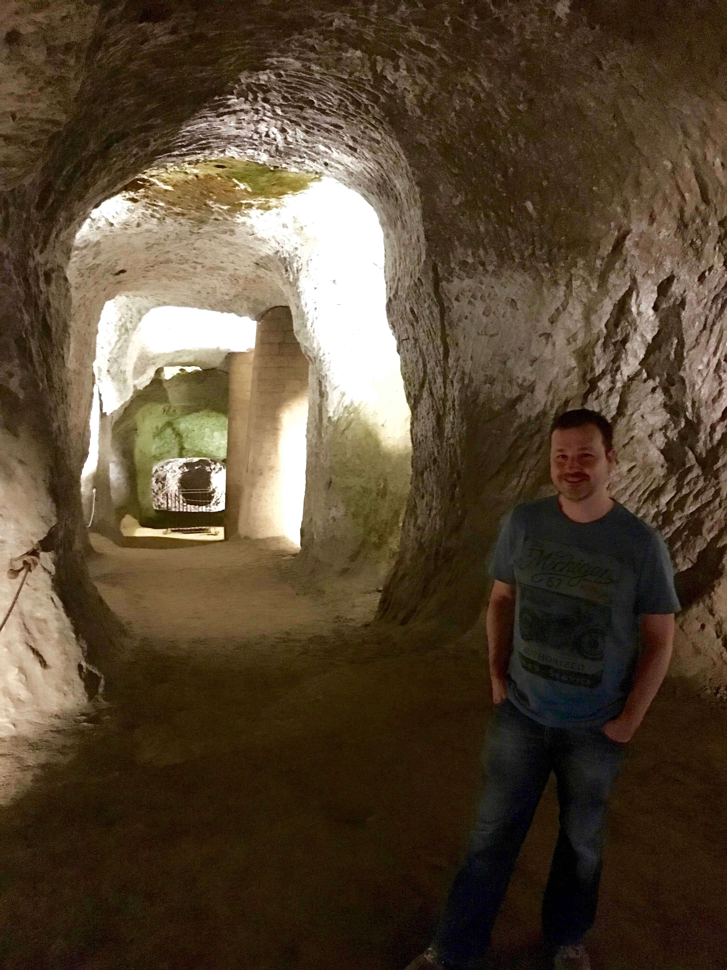 Tour through the underground tunnels of Orvieto, Italy