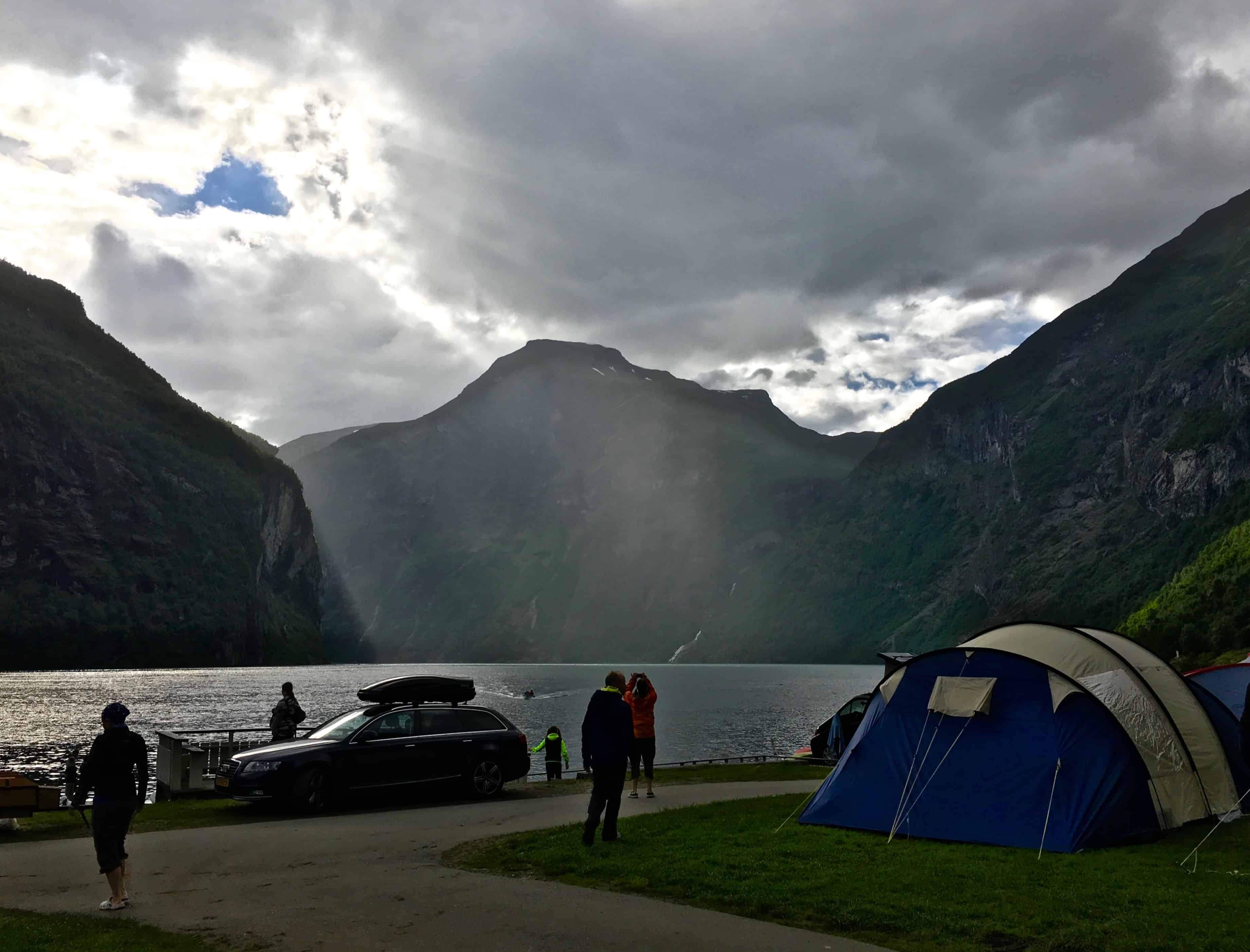 camping-geiranger-fjord-norway