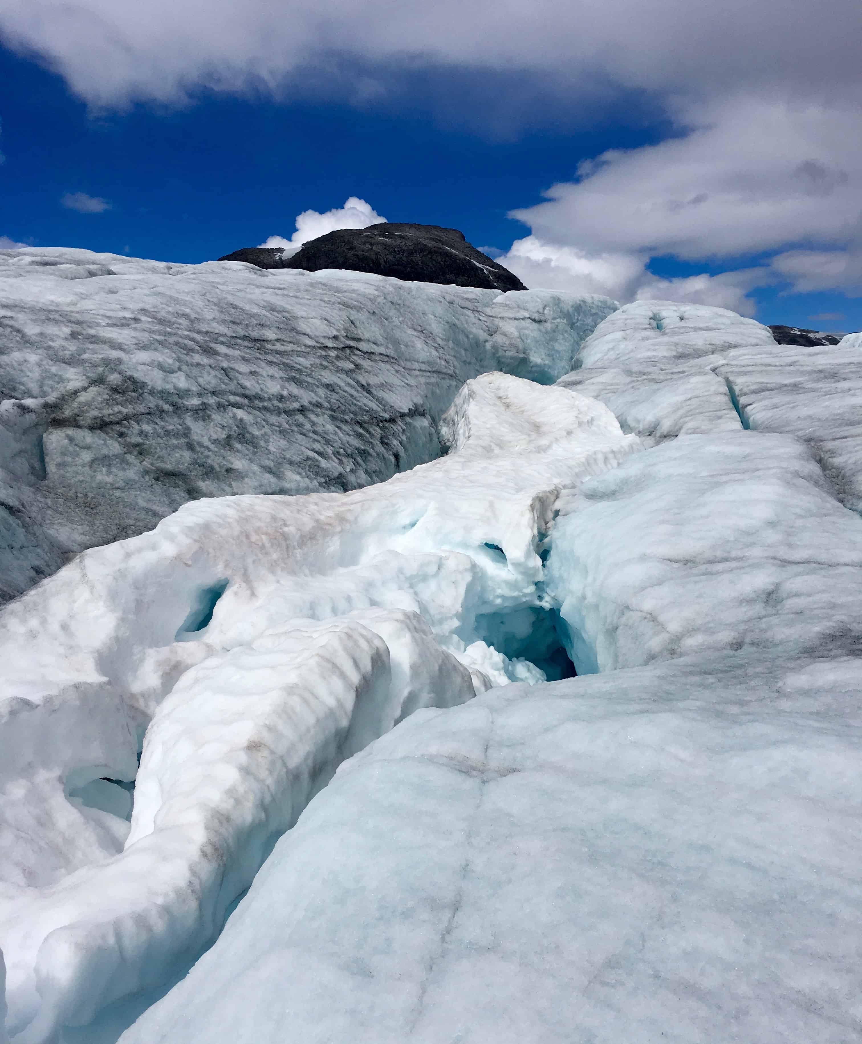 View up Austdalsbreen glacier