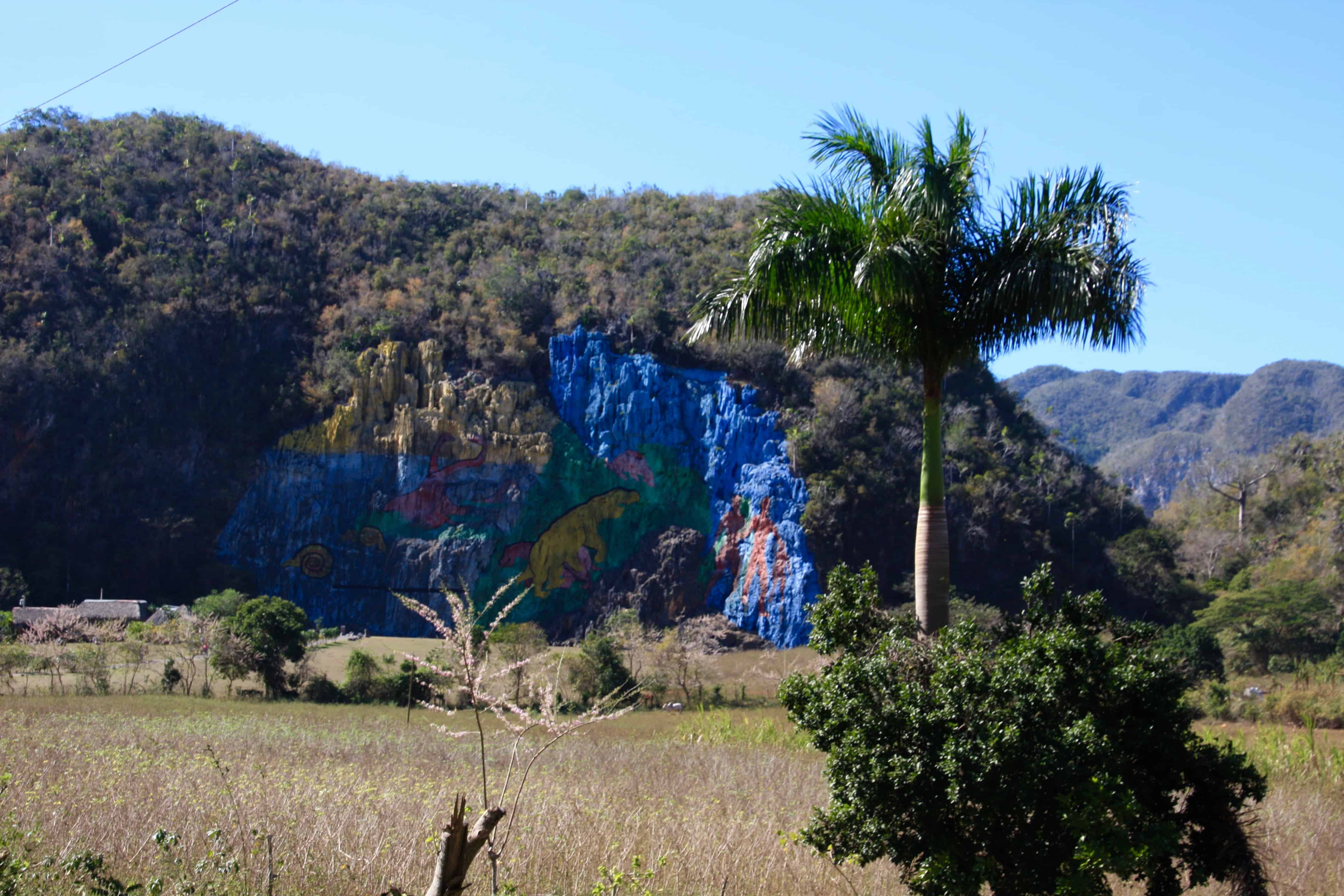 Mural de la Prehistoria