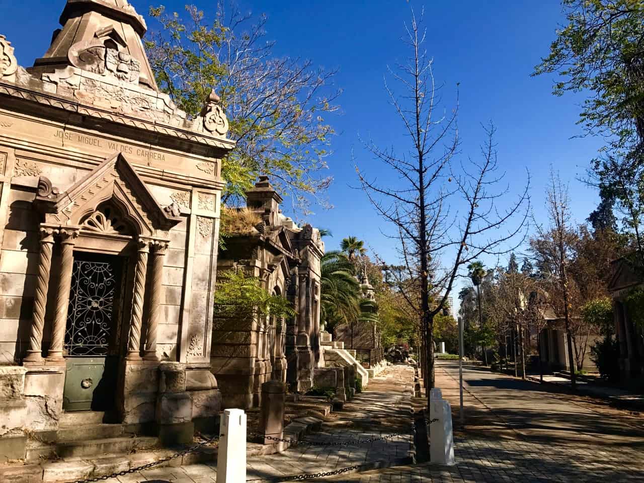 Things to do in Santiago - Sun bathed mausoleums at the General Cemetery in Santiago