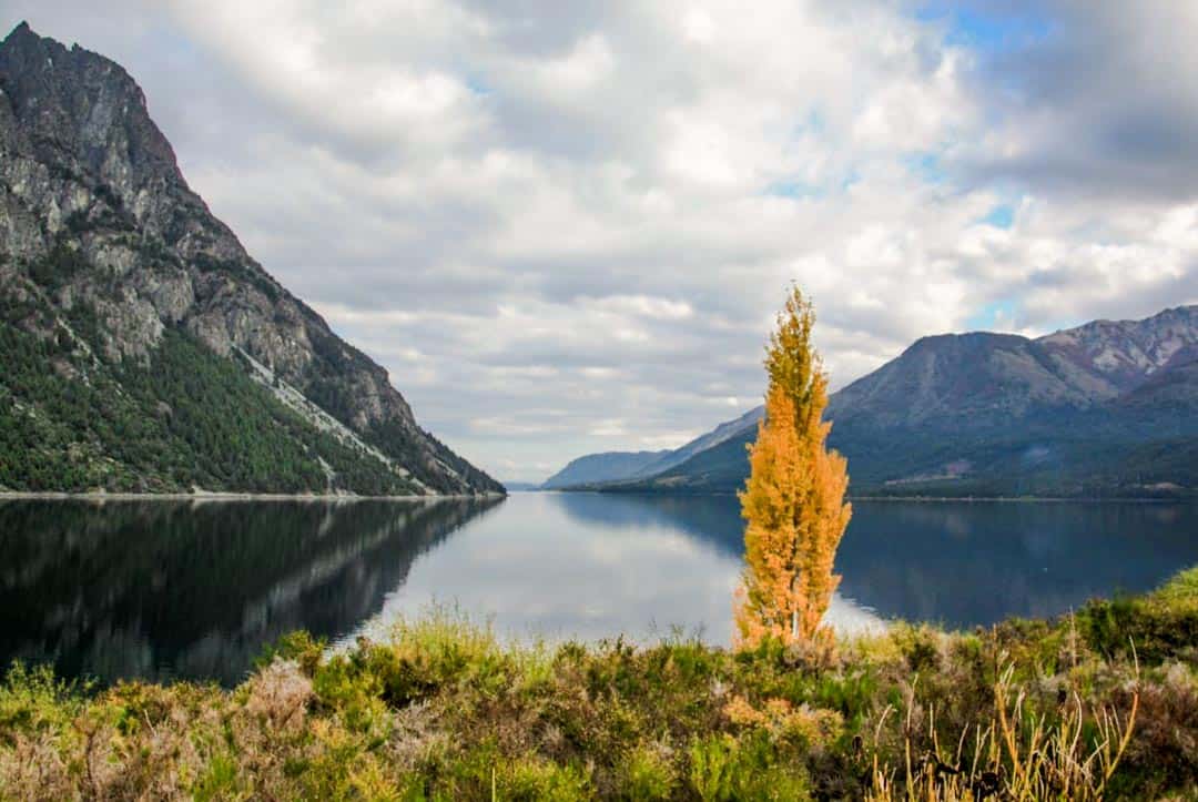 Scenic lake and mountain views can be found on the Seven Lakes Route if you have time to tour Bariloche’s surrounding area.