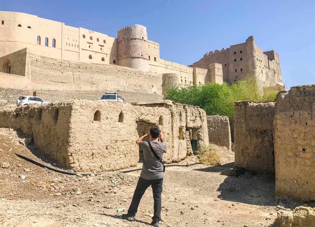 Views from the crumbling mud-brick houses near Bahla Fort help you appreciate the vastness of the sprawling citadel.