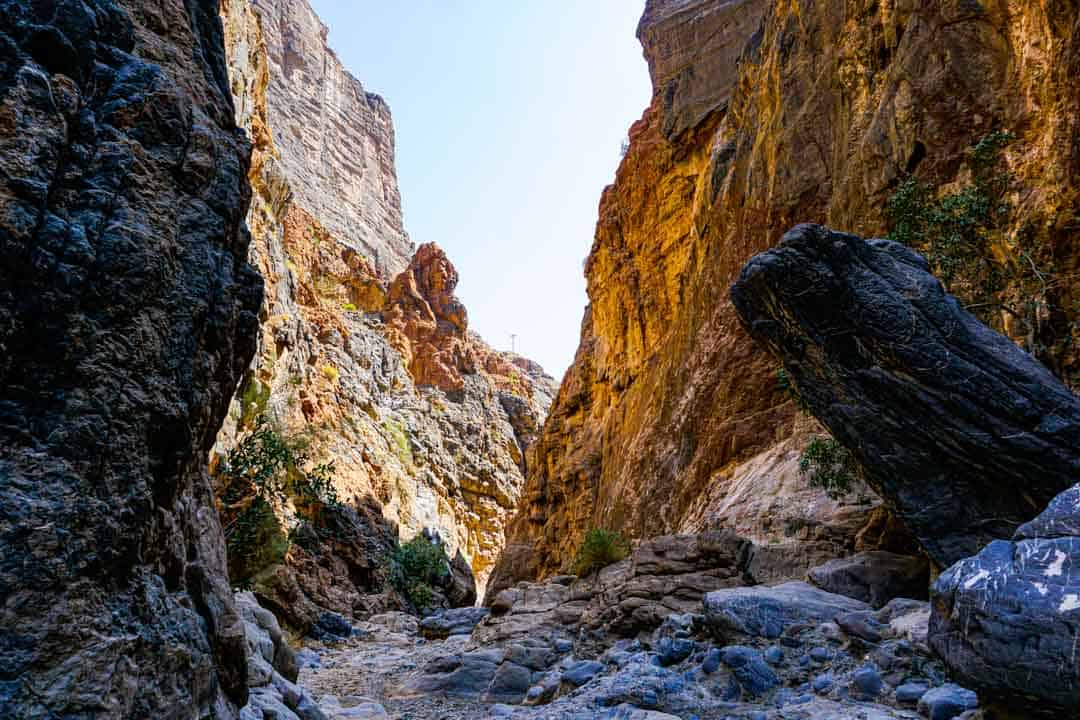 Self drive Oman – the entrance to Snake Canyon