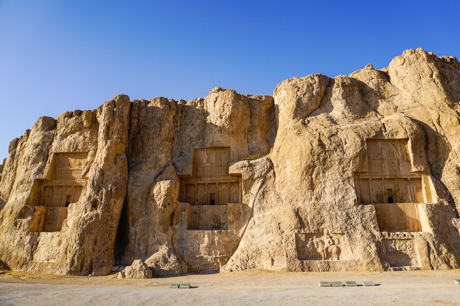 Iran desert tour – Necropolis of Naqsh-e Rustam