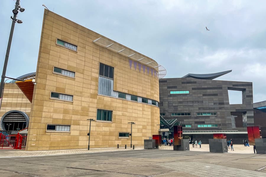 The modern, angular design of Te Papa, the Museum of New Zealand really stands out on Wellington’s bustling waterfront.